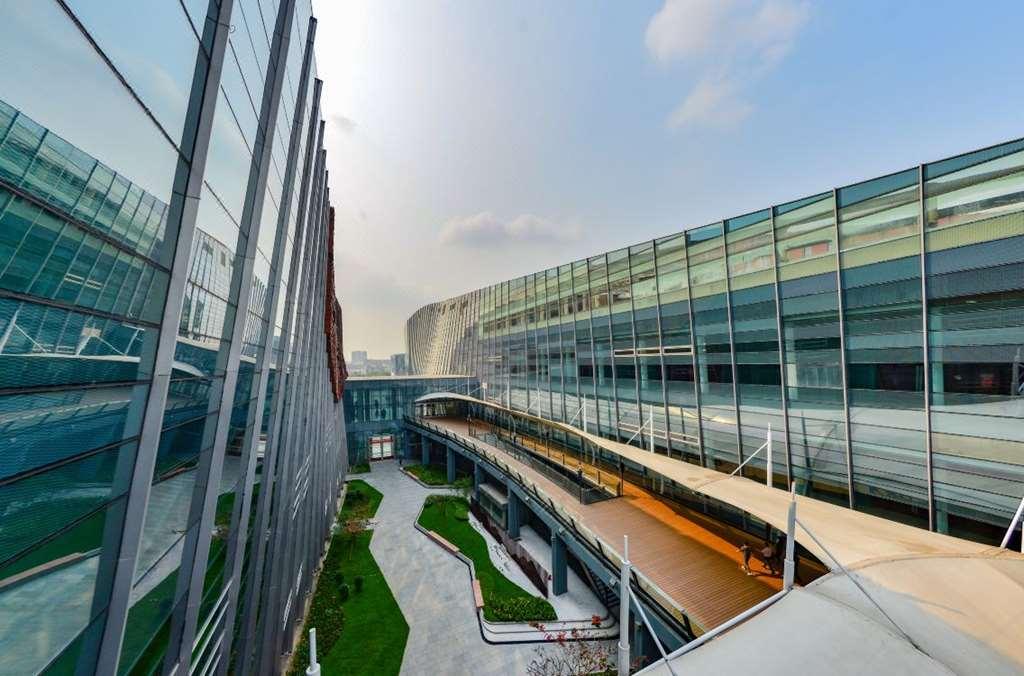 Guangzhou Baiyun International Convention Center Hotel Exterior photo