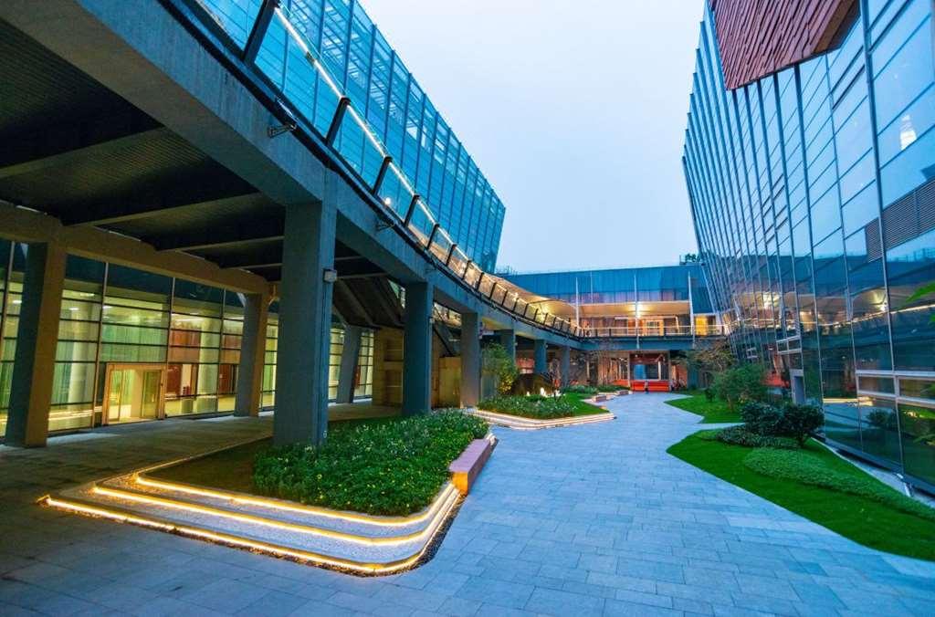 Guangzhou Baiyun International Convention Center Hotel Exterior photo