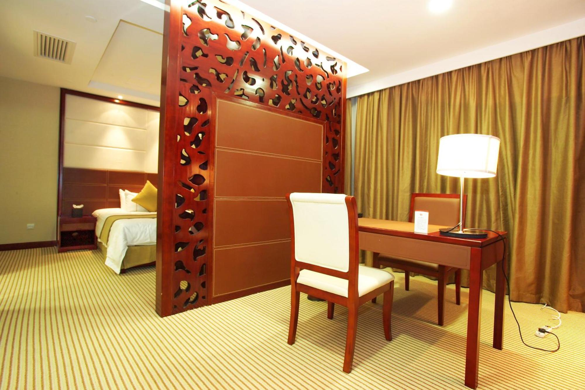 Guangzhou Baiyun International Convention Center Hotel Exterior photo